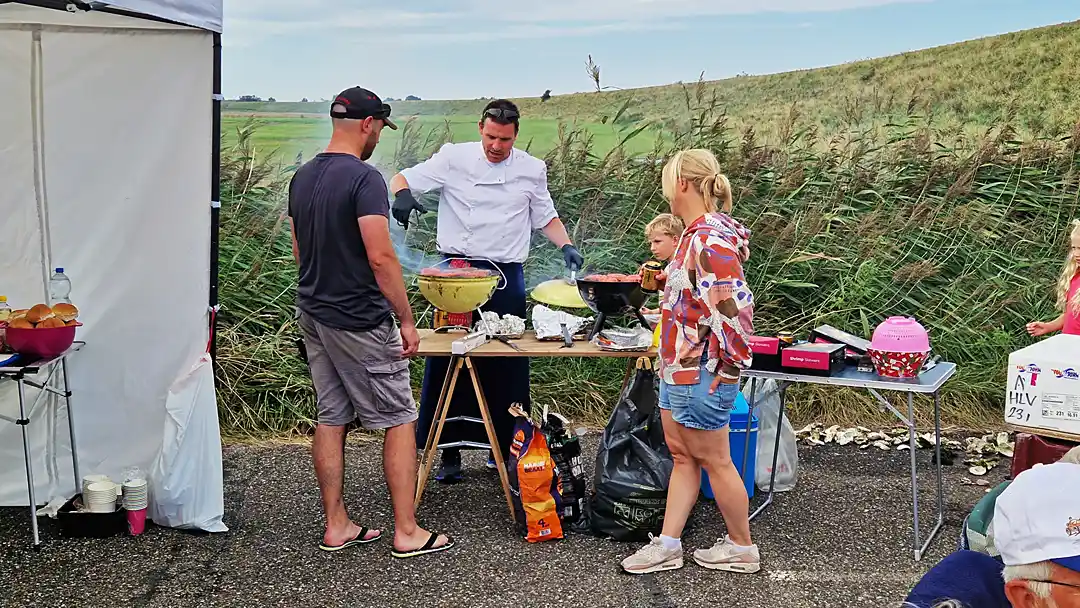 Snorkelaar in een iets minder typischse snorkeloutfit